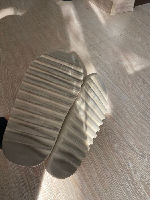 Чехли Yeezy adidas