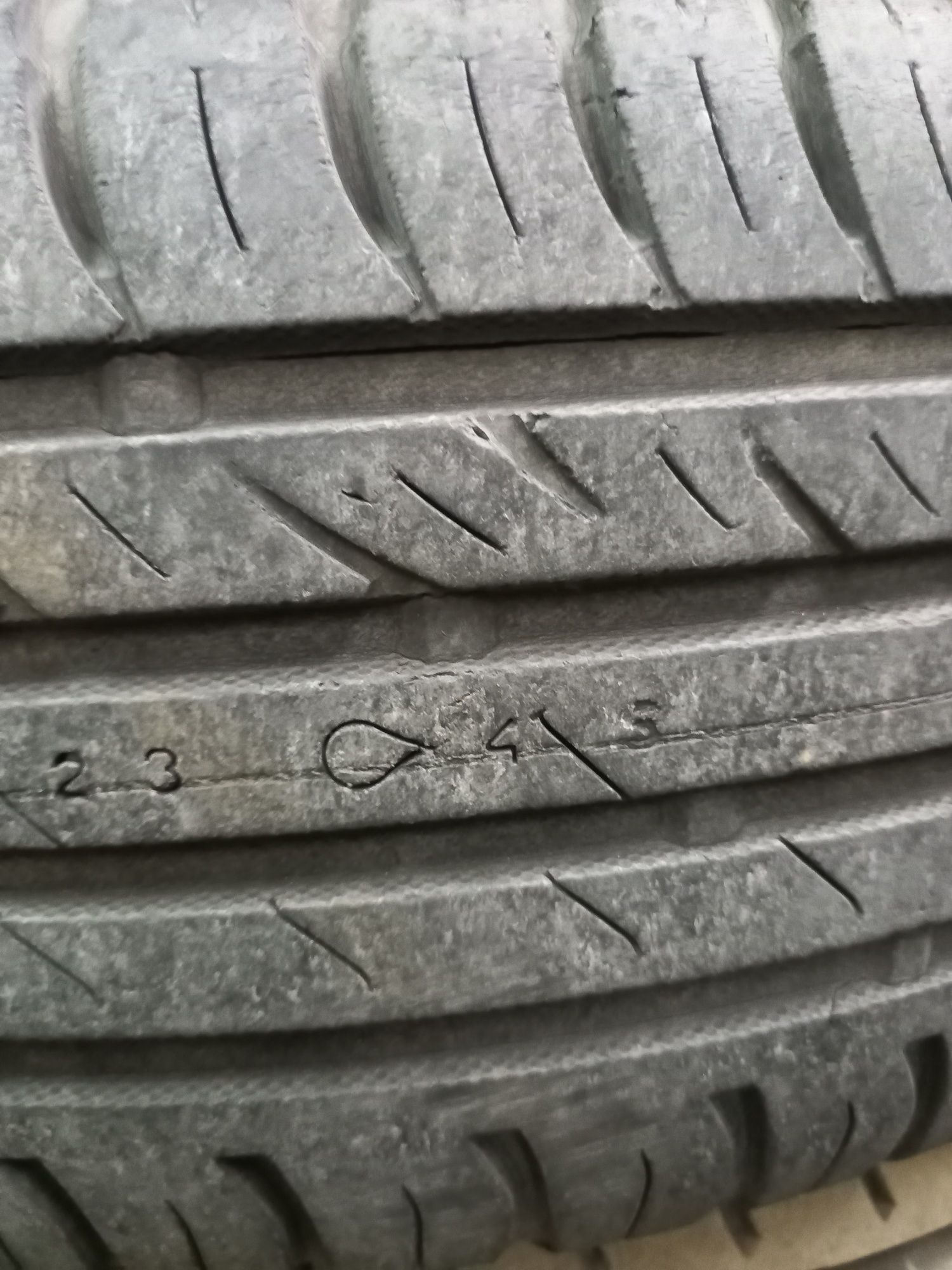 4бр.Гуми nokian 195/65/15