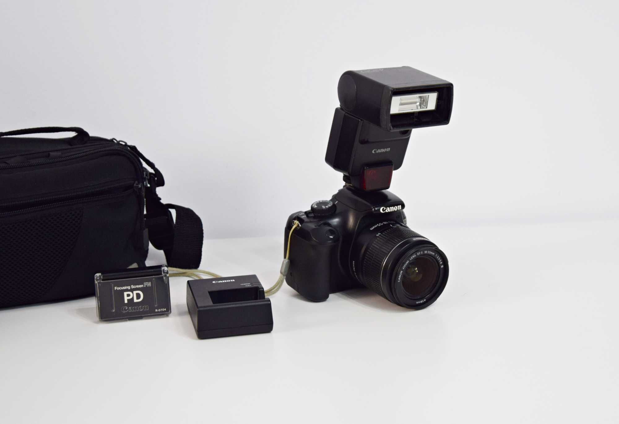 Aparat foto DSLR Canon EOS 1100D + Obiectiv 18-55 IS III + blitz 420ez
