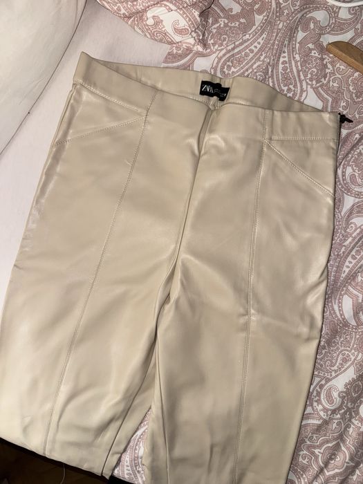 Кожен клин Zara