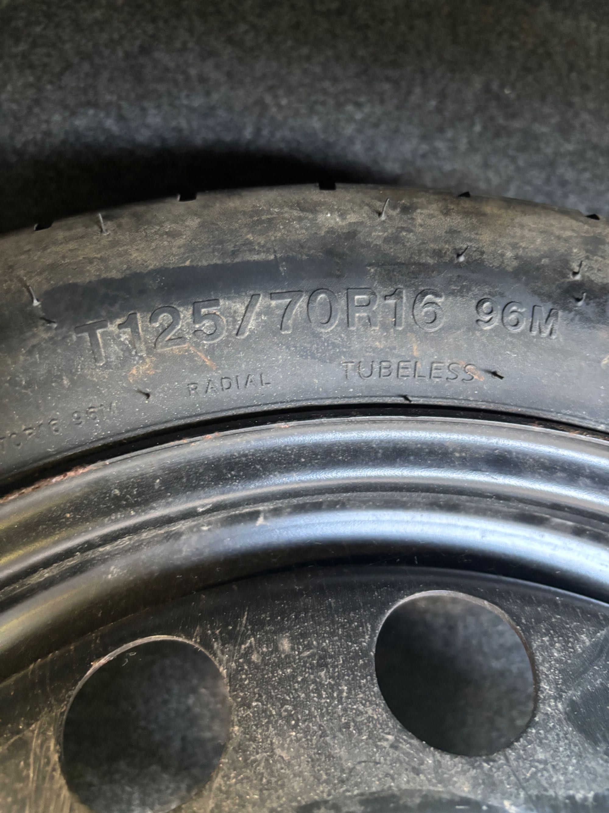 Гума Патерица за VAG групата 5х114.3