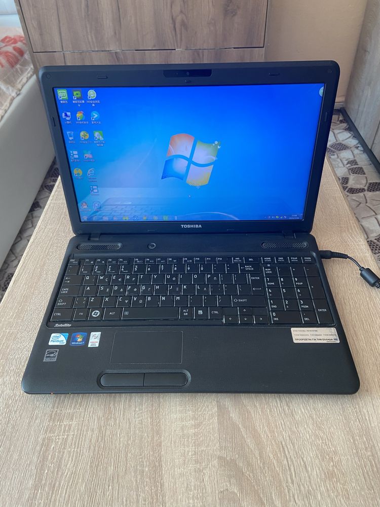 Лаптоп Toshiba Satellite C660 - 10 C. С оргинално зарядно.