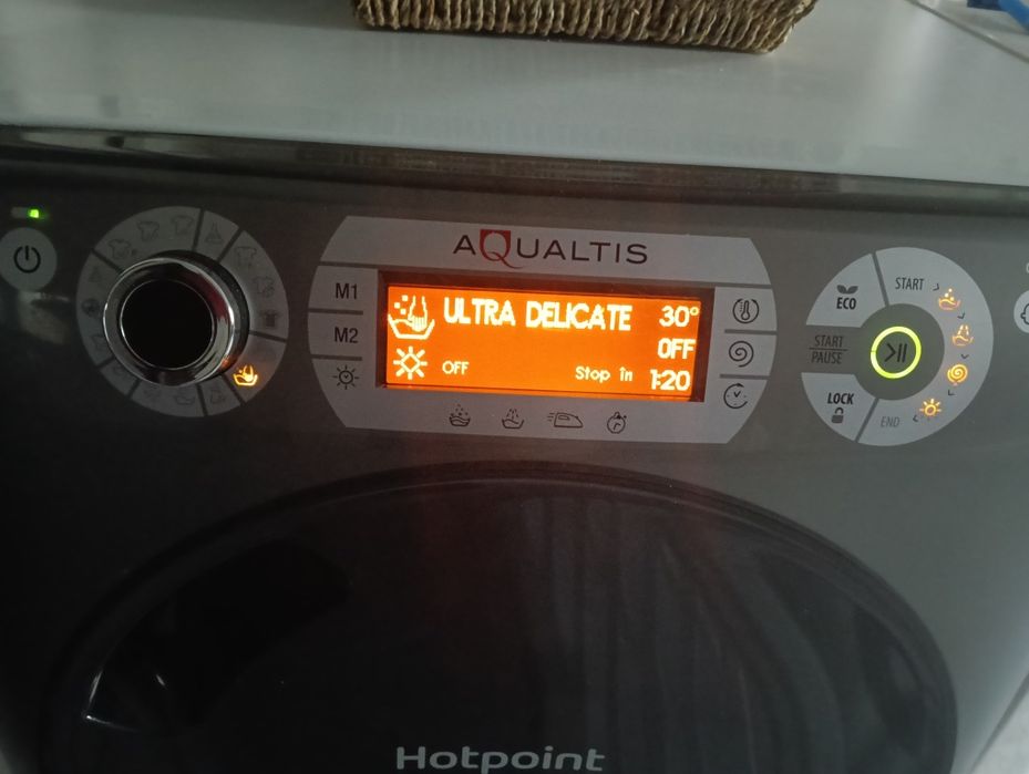 Mașină de spălat rufe hotpoint ariston