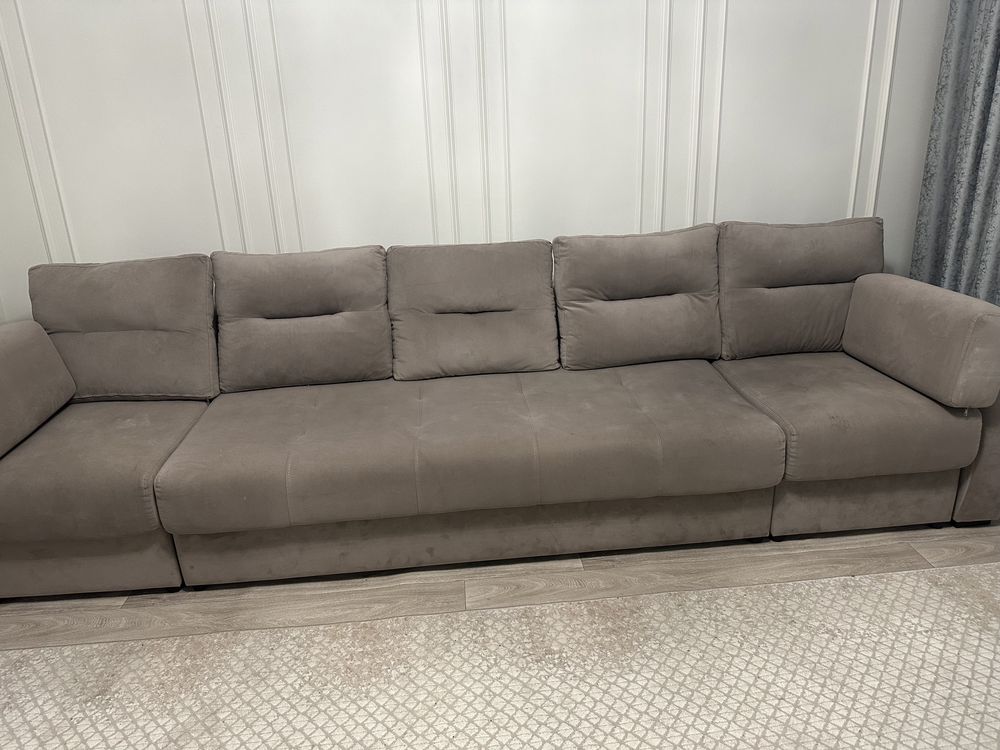 Продаю диван 3,5 м