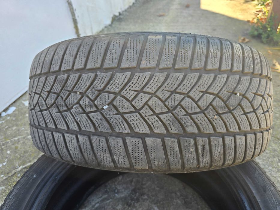 Зимни гуми 225 50 17 goodyear 2бр.