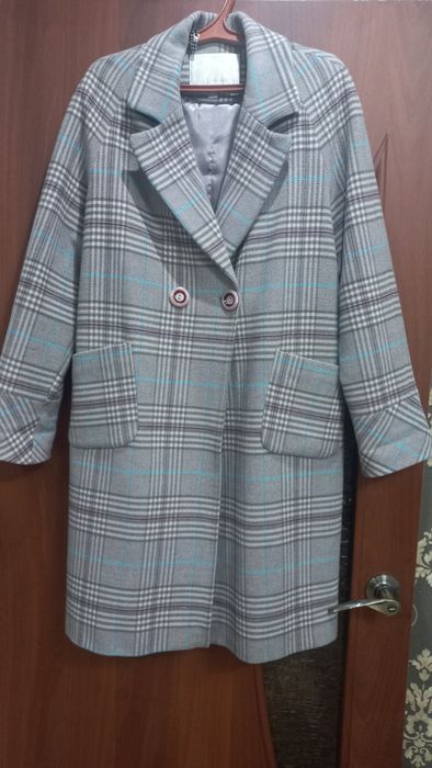Продам пальто женское