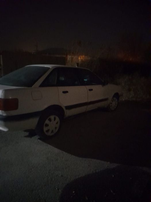 Ассалаумагалейкум агайын машине сатылады Ауди 80 1990ж