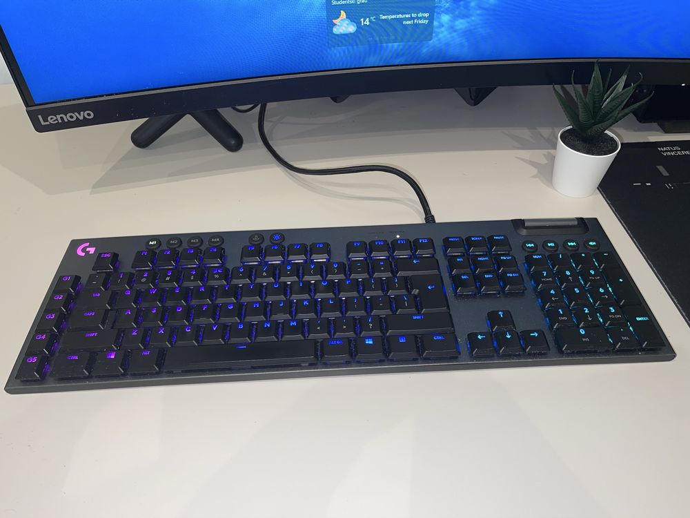 Logitech G815 клавиатура