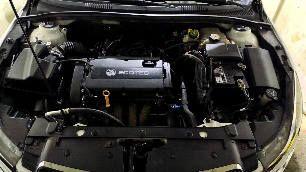 Шевроле Cruze 1'8 Идеал