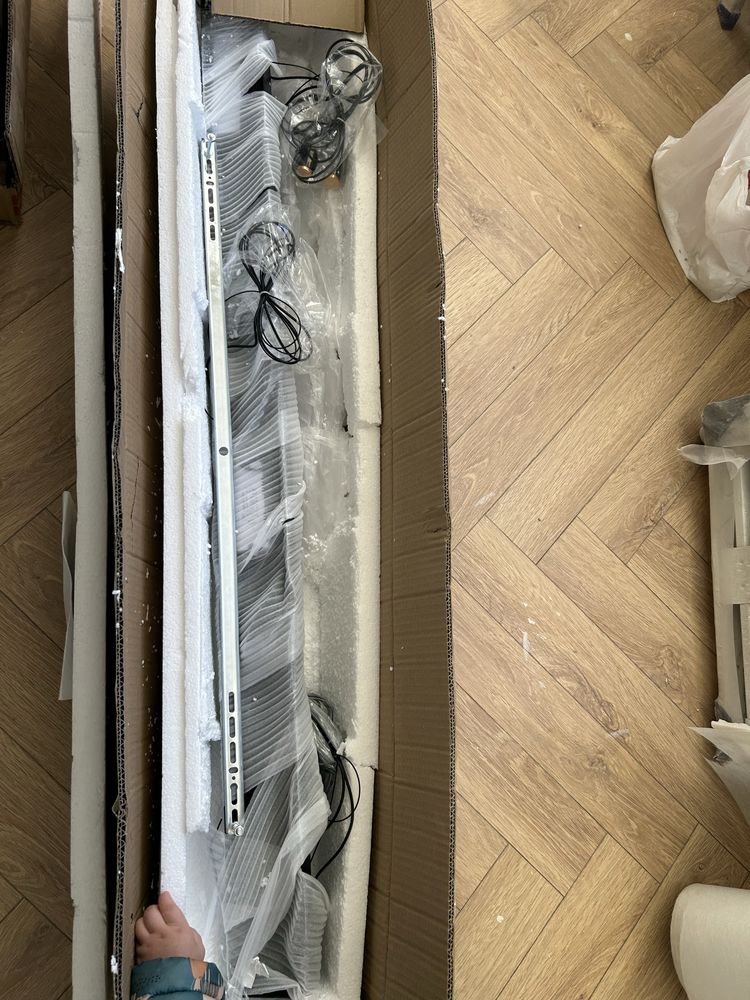Продам люстру на кухню