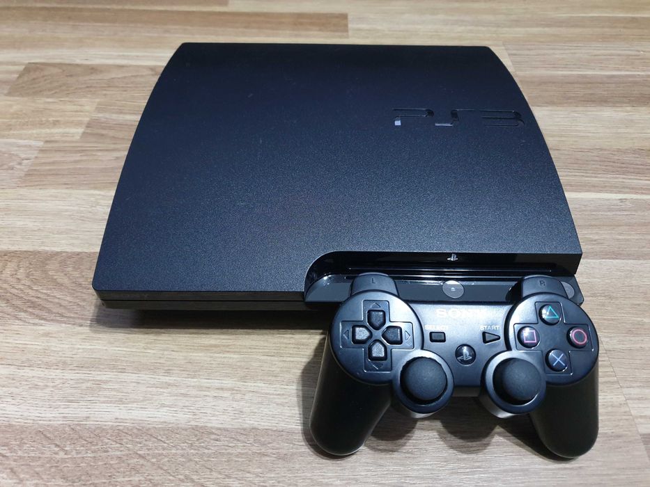 PS3 modat CFW 320 GB + 40 jocuri (GTA V, NFS, God of War, Castlevania)