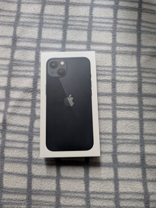 Cutie telefon Iphone 13