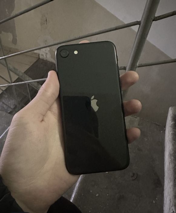Iphone se 2020 срочно