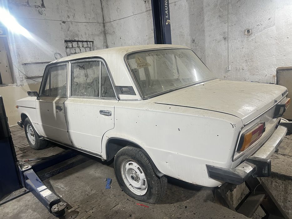 Jiguli 2106 srochni arzonga sotiladi