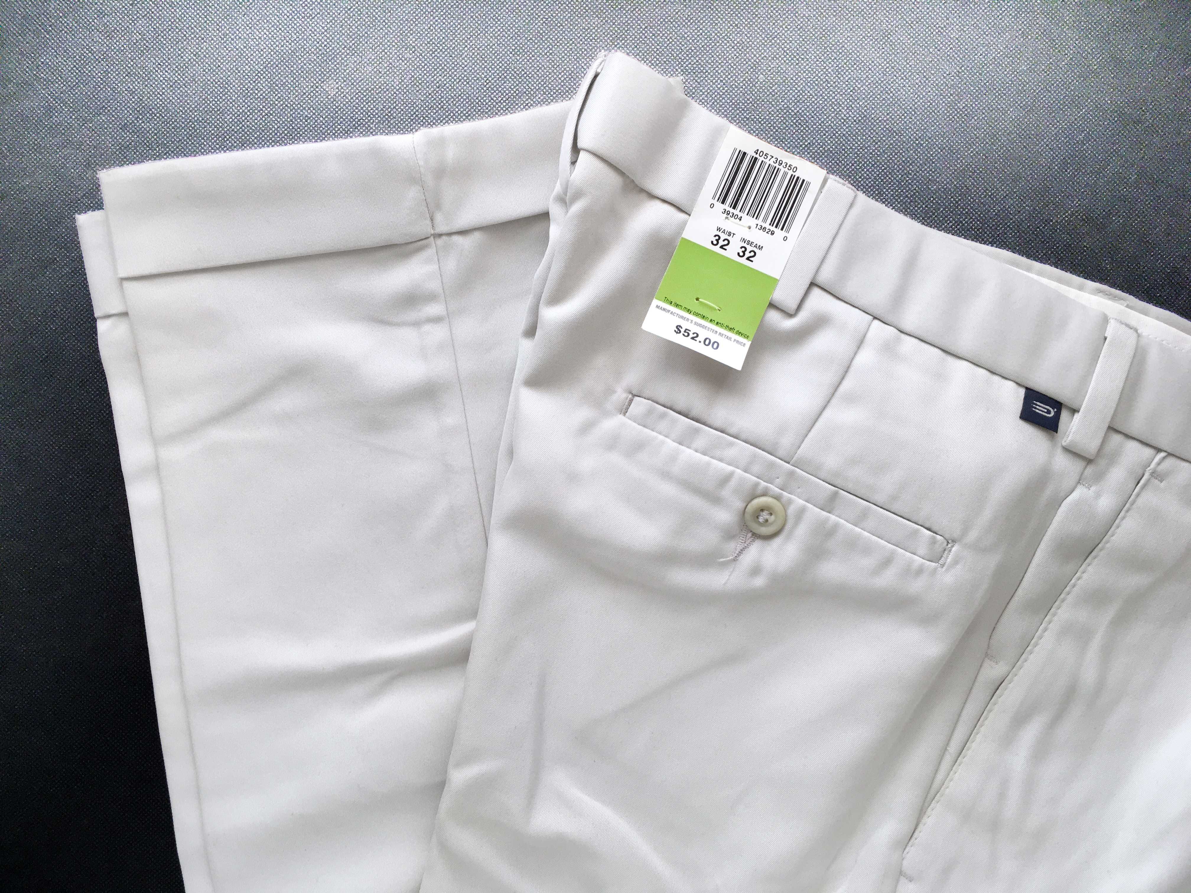 VINTAGE 2005 DOCKERS® Golf by LEVI'S® Pleated Trousers — W32 L32