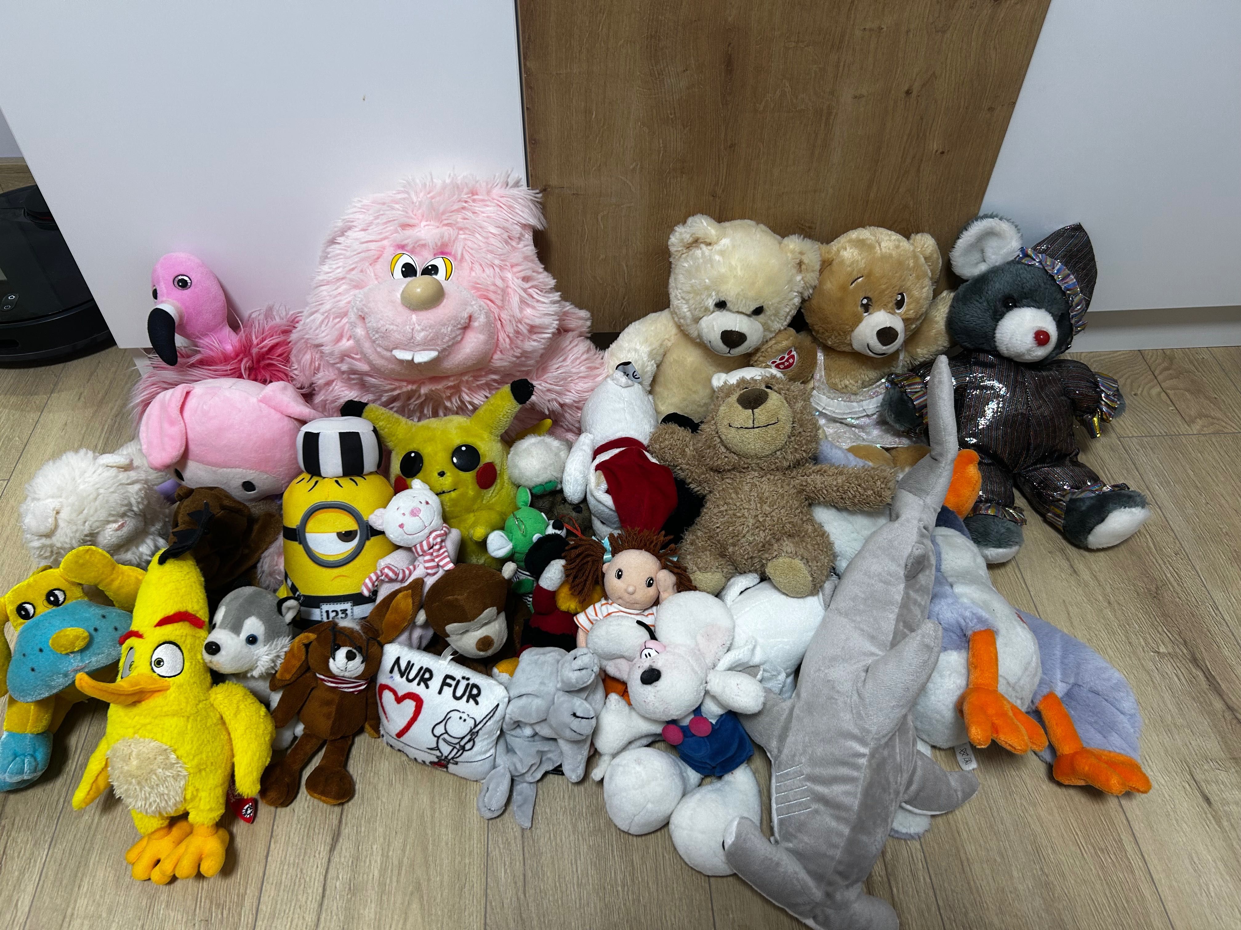 Лот плюшени играчки