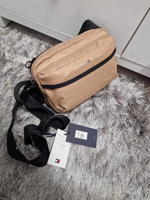 Borseta Tommy Hilfiger
