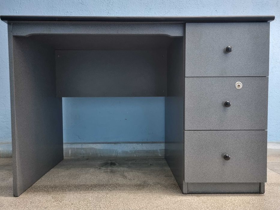 Бюро работно / ученическо 110 х 60 см - 45 лв