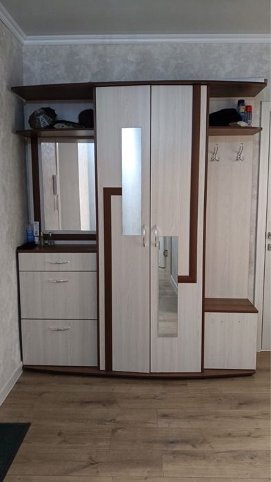 Мебель для прихожей в отличное состояние