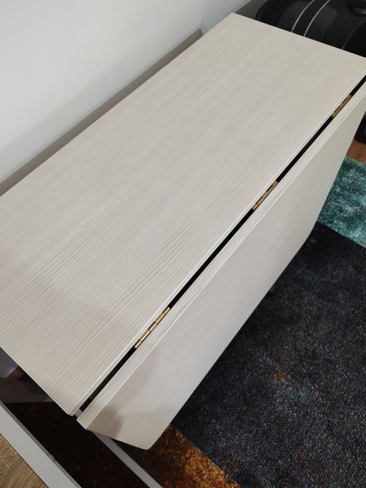 Masa extensibila cu roti