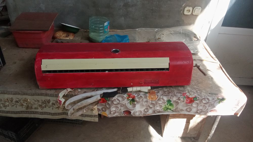 Konditsioner 24 talik ishlidi faqat pulti yoq