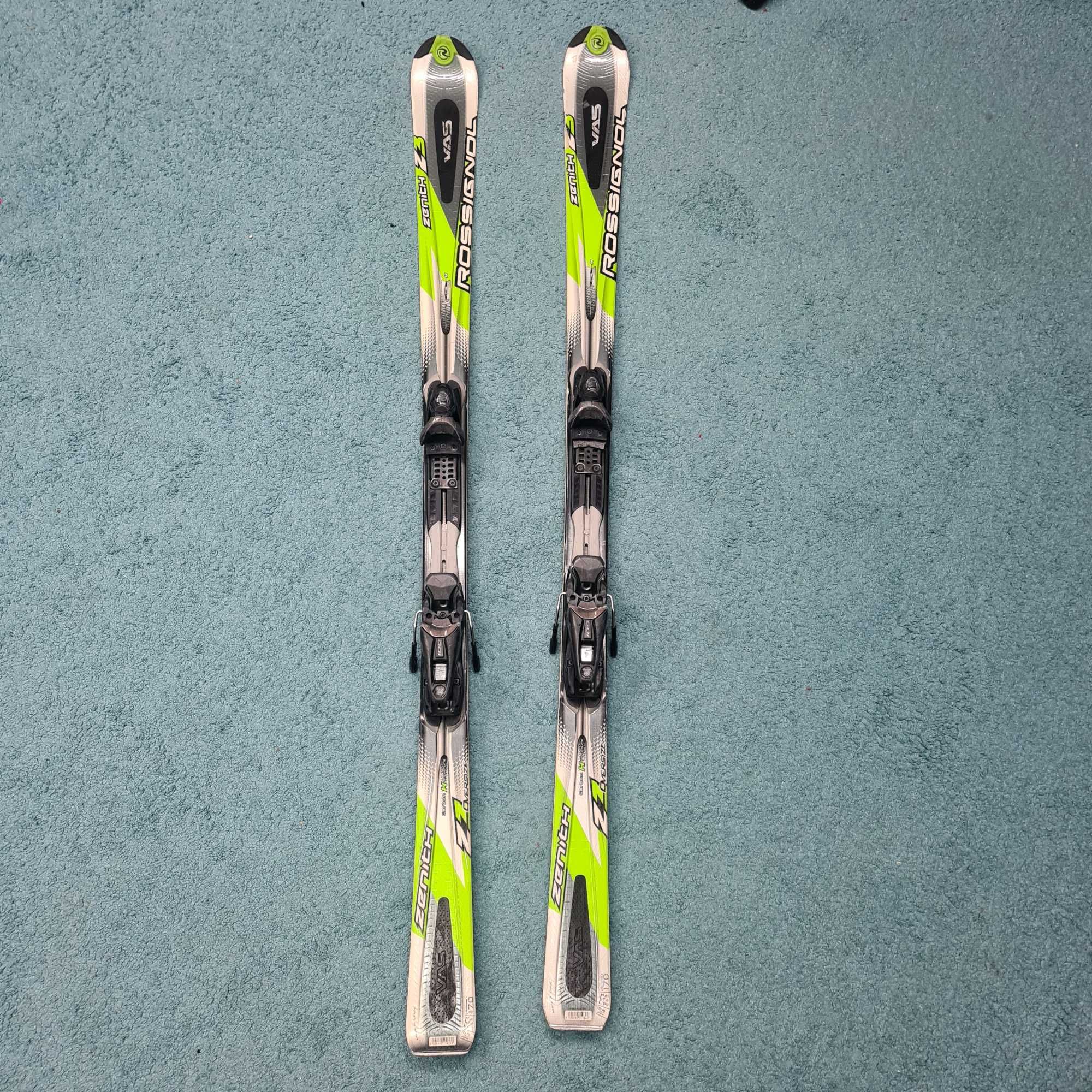 Rossignol Zenith Ски