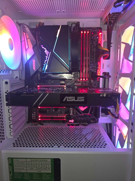 PC Gaming Intel i7-8700, GTX 1070 8GB, 16GB, 1TB M.2 + 1TB HDD