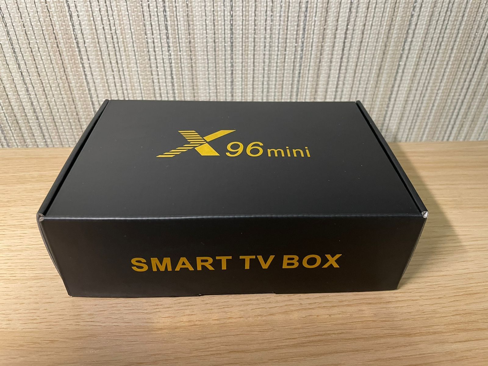 Смарт ТВ бокс приставка X96 mini, 4-ядерная android smart tv box