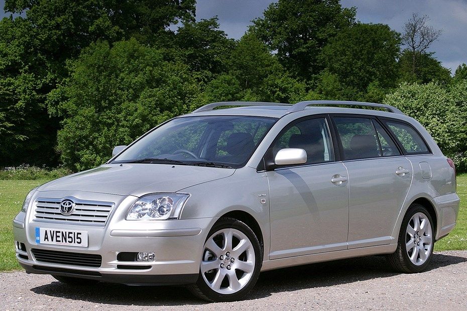 Toyota avensis 2003 -1,8 Benzina