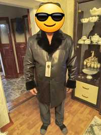 Продам новую турецкую натуральную кожаную куртку