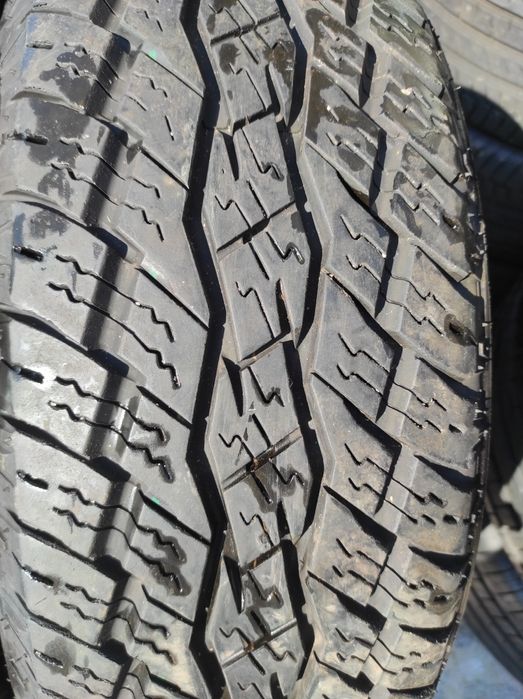 215/65/16 TOYO A/T