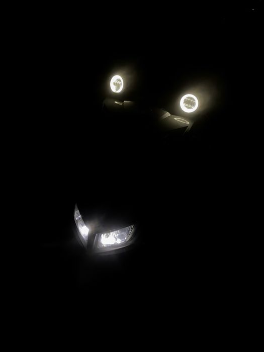 Доп фары 2 штуки