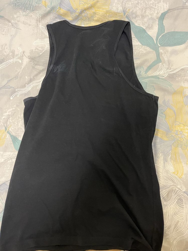 Потници на Guess