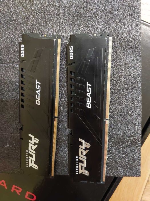 64GB DDR5 Kingston, Samsung 5600Mhz, Crucial 5200Mhz