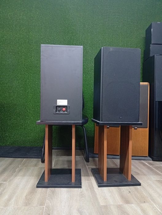 Тонколони HECO Interior 330S