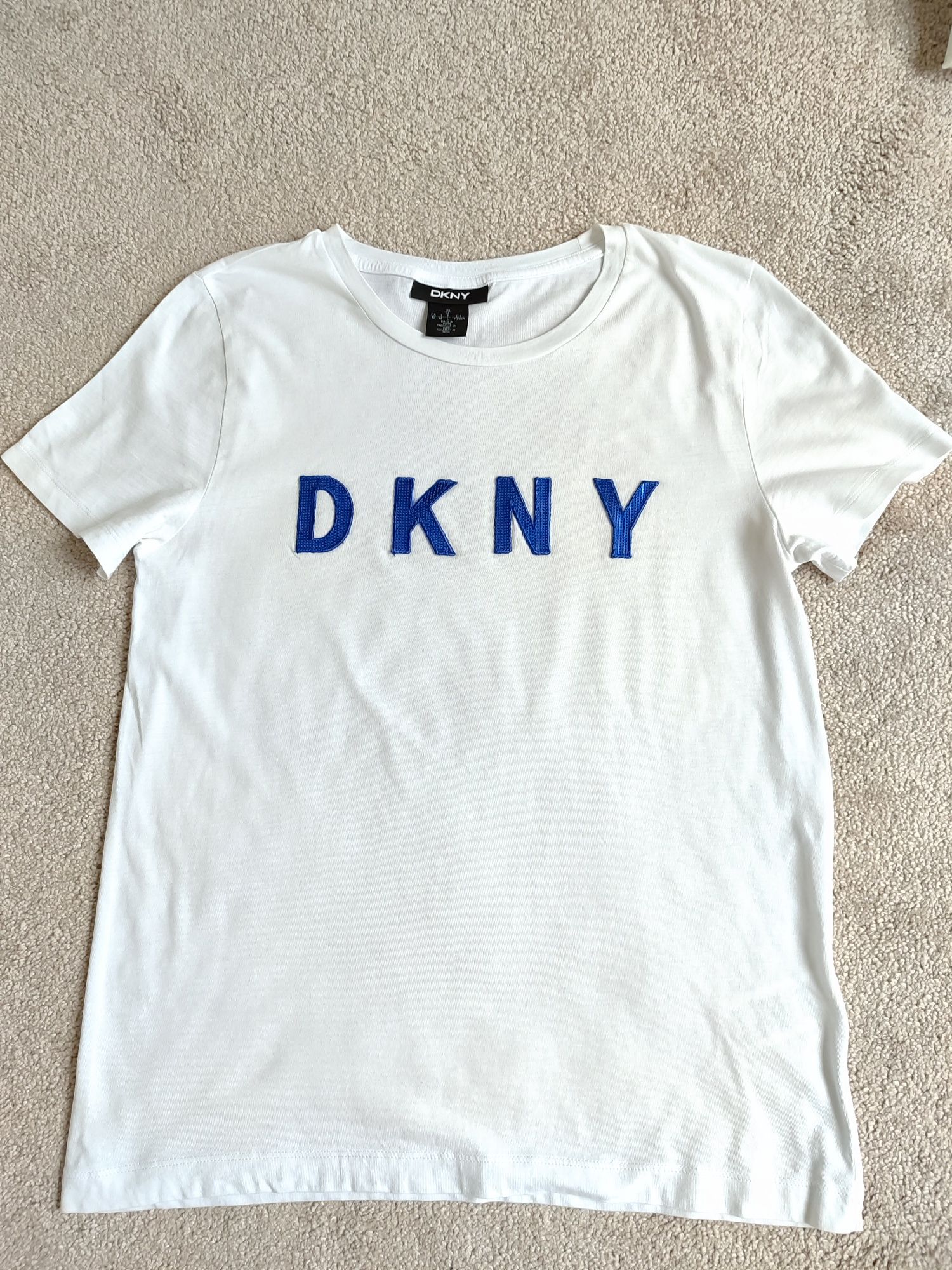 Тениска DKNY оригинална