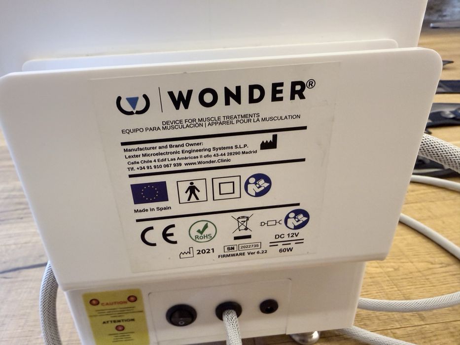 Wonder професионален уред за електростимулация - като нов !