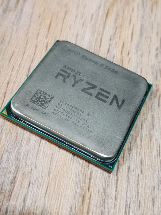 Ryzen 5 2600 в отличном состоянии