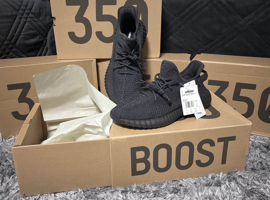 adidas yeezy boost 350 v2 black reflective