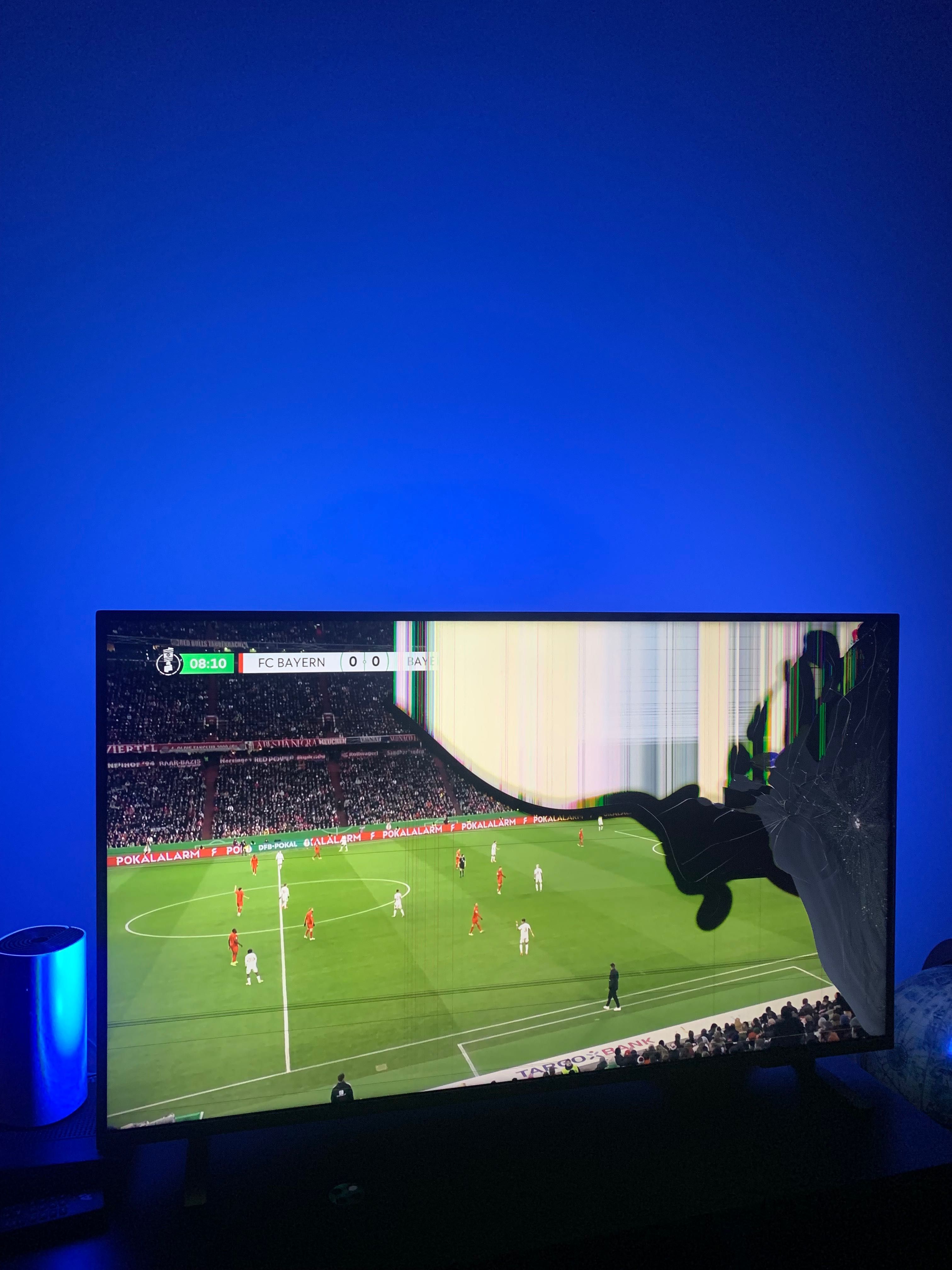 Телевизор “Philips”, модел “The one 8500 series”