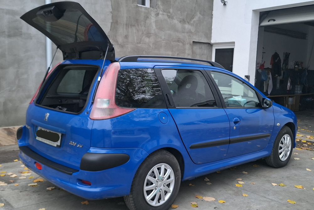 Peugeot 206  97.000 km
