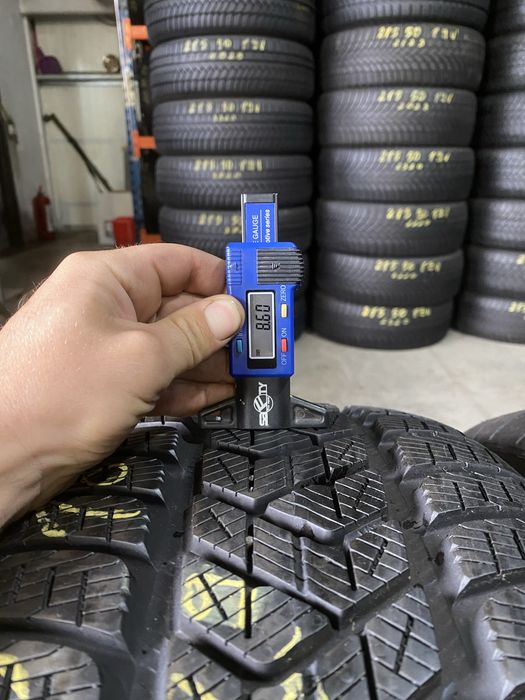 Anvelope iarna 235/55/18 Pirelli Scorpion Winter RFT 235 55 18 R18