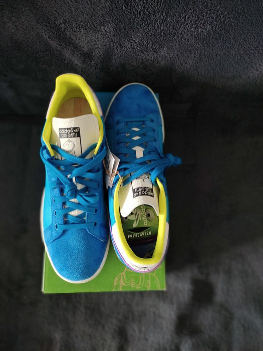 Pantofi sport Adidas Originals, model Stan Smith, ediție limitată.