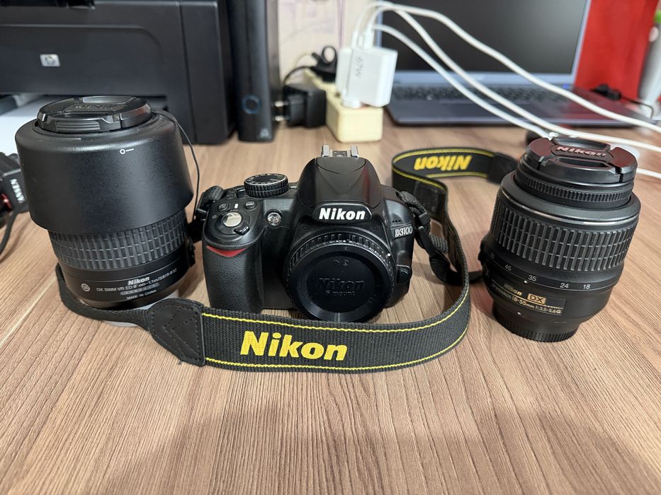Фотоаппарат Nikon D3100 и аксессуары к нему
