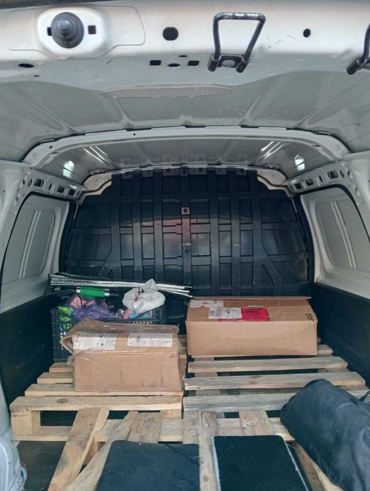 Vand Dacia Logan Van 1.5 Diesel, Aer conditionat