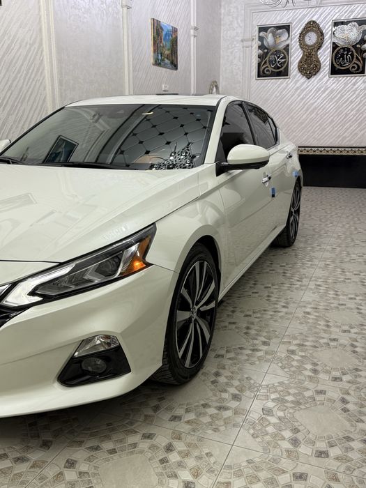 Nissan Altima 2.0 VCT американка