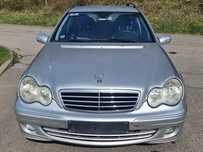 Grila capota mercedes w203
