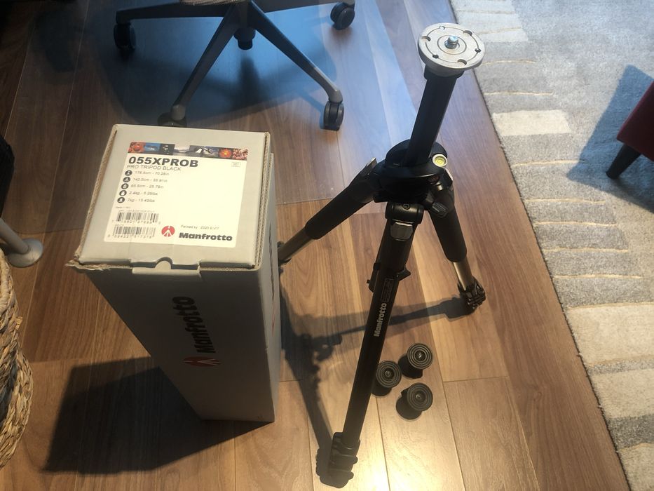 Trepied Manfrotto si Cap Trepied Gitzo
