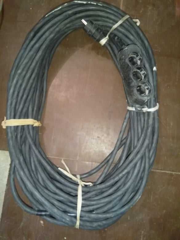 Трифазен  Удължител /кабели 4х2,5; 3х4; 4х4; 4х6