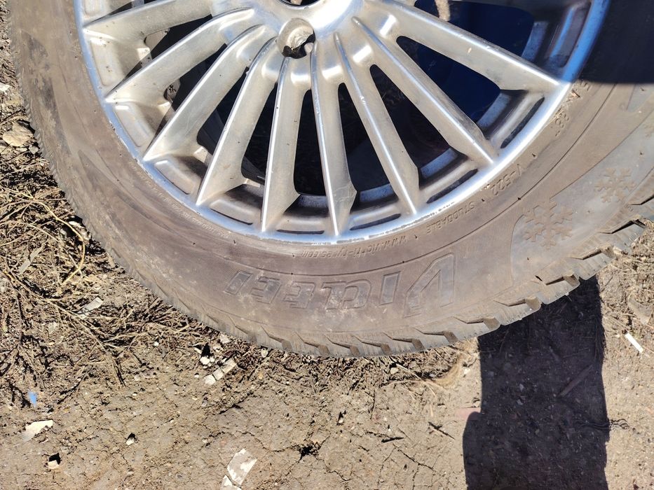 Шины и диски для зимы. Шипованные